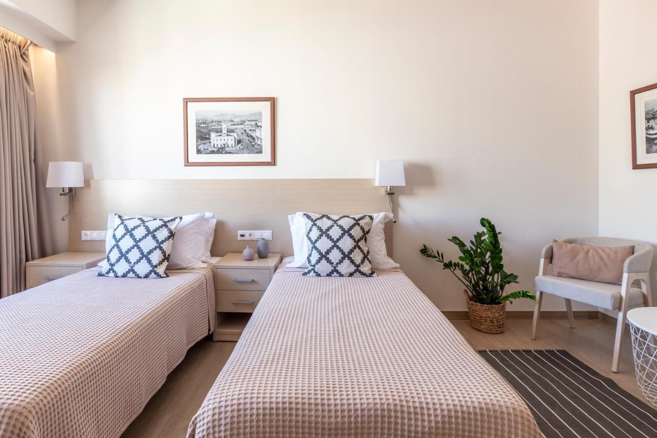 Gallery Suites & Residences Piraeus Bagian luar foto