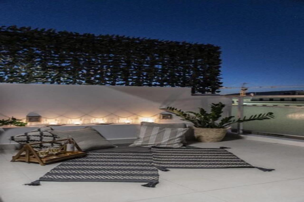 Gallery Suites & Residences Piraeus Bagian luar foto