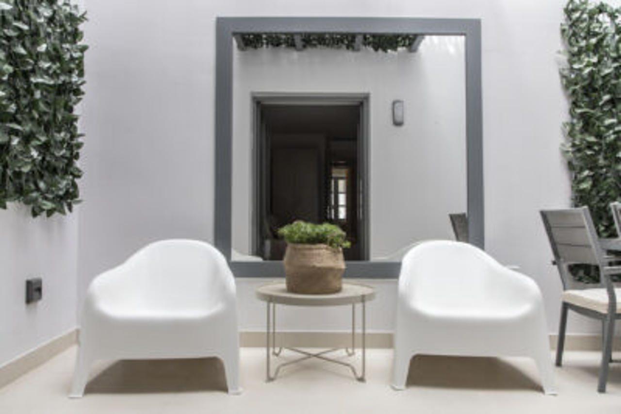 Gallery Suites & Residences Piraeus Bagian luar foto