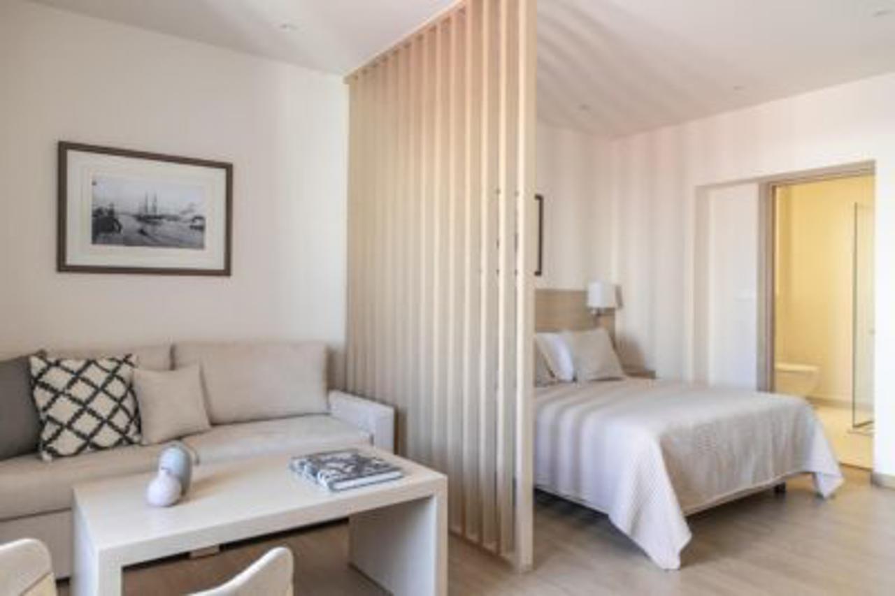 Gallery Suites & Residences Piraeus Bagian luar foto
